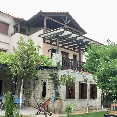 Maira Villa