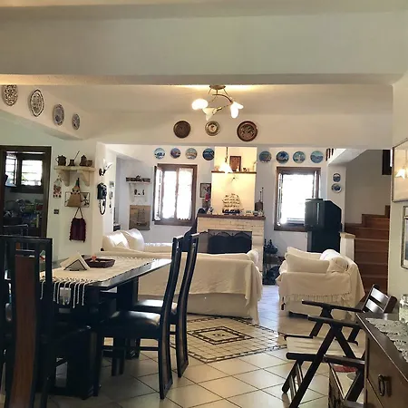 Maira Villa